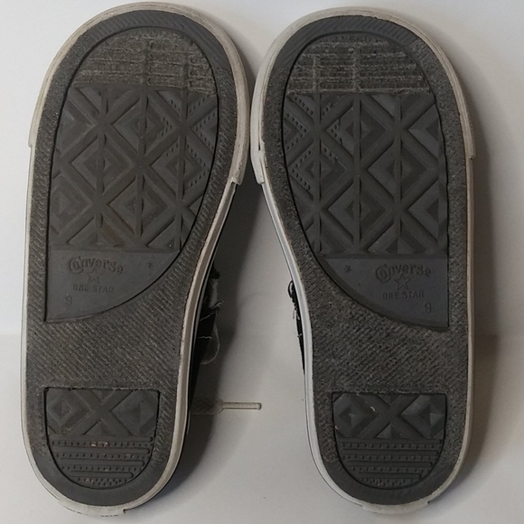 Converse One Star Toddler Low Top Sneaker - Picture 5 of 8